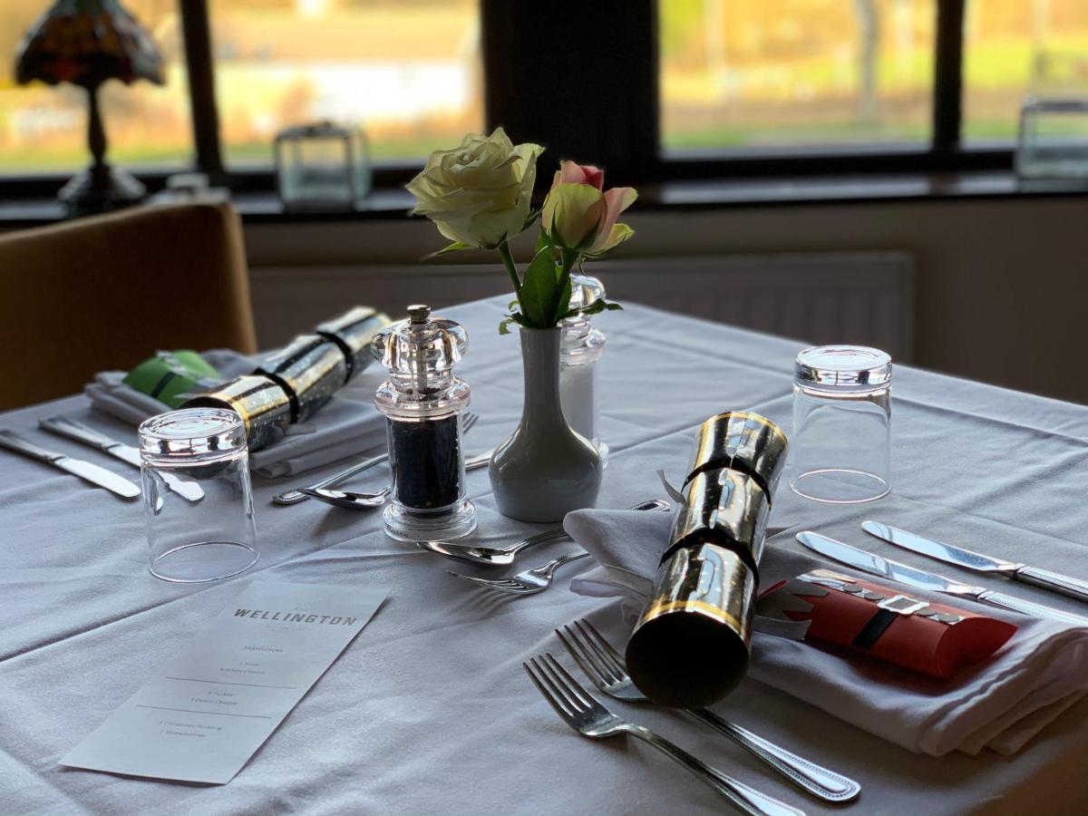 Wellington Inn Χαρογκέιτ Εξωτερικό φωτογραφία