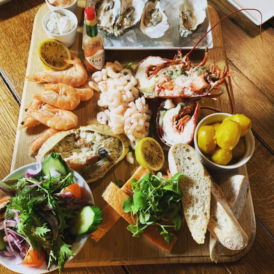 Wellington Inn Χαρογκέιτ Εξωτερικό φωτογραφία